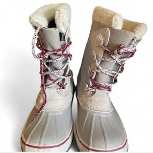 L.L. Bean Women's Gray and Red Winter Boots